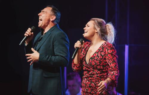 HuMore Show: „Młodzi, Moralni i goście”