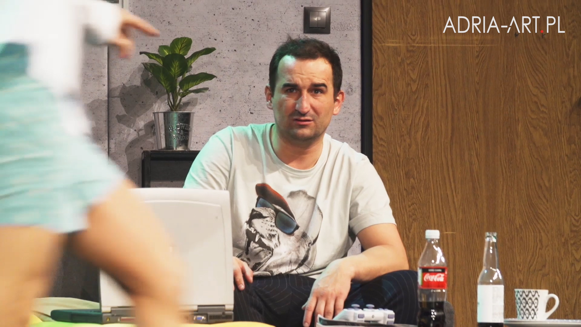 Video thumbnail