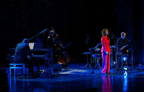 Jazzowa Bona – Artur i Ewa Żmijewscy w spektaklu muzycznym