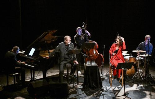 Jazzowa Bona – Artur i Ewa Żmijewscy w spektaklu muzycznym