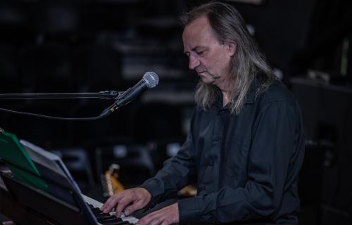 Cohen - Po miłości kres. Śpiewa Artur Żmijewski