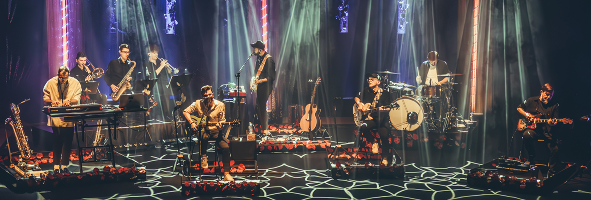 Okładka wpisu happysad rusza w jubileuszową trasę